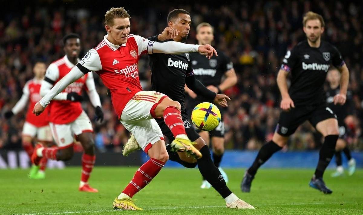 Arsenal đang có phong độ ấn tượng hơn so với West Ham